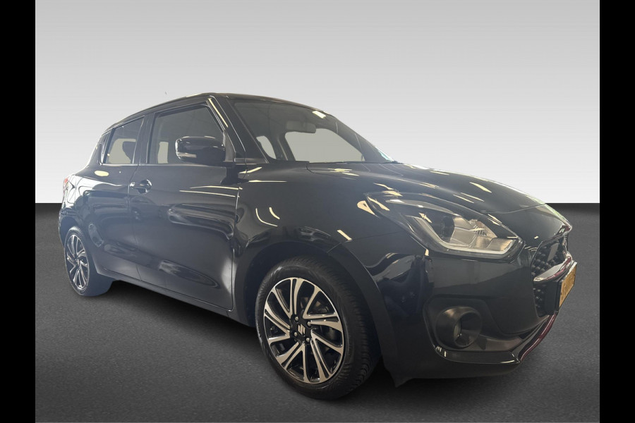 Suzuki Swift 1.2 Style Smart Hybrid  navigatie | stoelverwarming | blind-spot | LED | adaptive cuise | achteruitrijcamera | Apple Carplay/Android Auto |