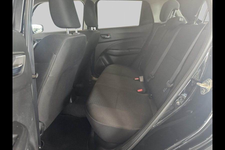 Suzuki Swift 1.2 Style Smart Hybrid  navigatie | stoelverwarming | blind-spot | LED | adaptive cuise | achteruitrijcamera | Apple Carplay/Android Auto |