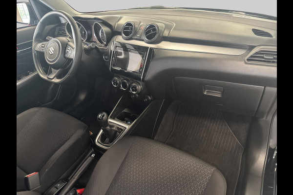 Suzuki Swift 1.2 Style Smart Hybrid  navigatie | stoelverwarming | blind-spot | LED | adaptive cuise | achteruitrijcamera | Apple Carplay/Android Auto |
