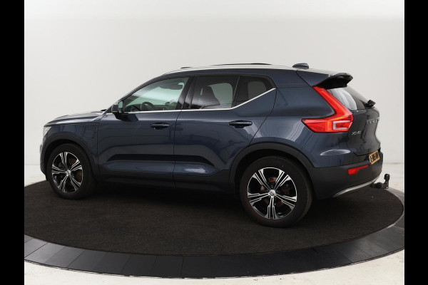 Volvo XC40 1.5 T5 Recharge Inscription | Panoramadak | Leder | Stoelverwarming | Trekhaak | Carplay | Adaptive cruise | Navigatie | Stuurverwarming | Full LED