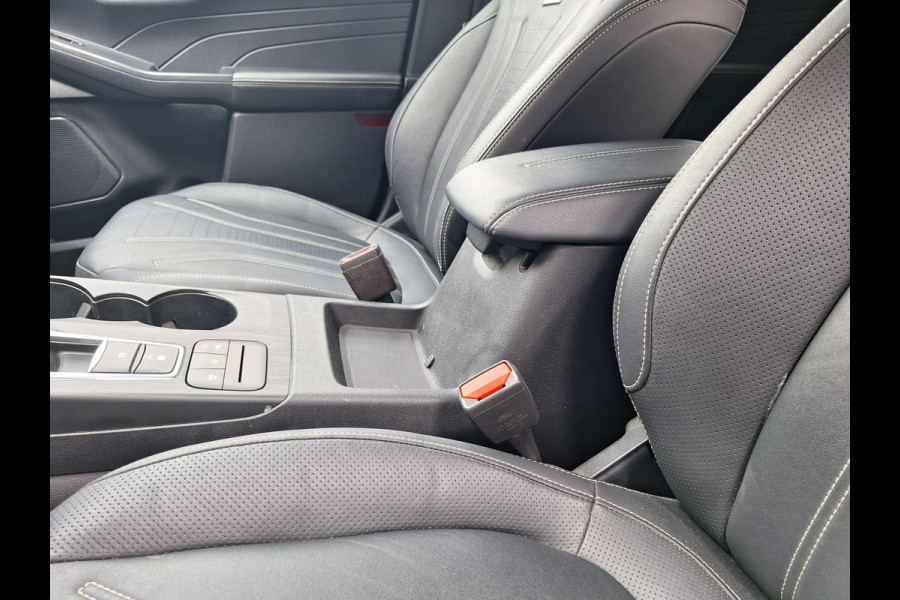 Ford Kuga 2.5 PHEV Vignale 165 kW / 225 pk | Leder | Camera | LED | (occasion)