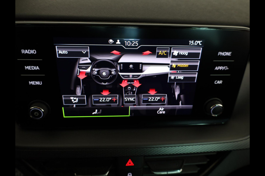 Škoda Kamiq 1.0 TSI Ambition 110 pk Automaat (DSG) | Verlengde garantie | Navigatie via App | Parkeersensoren achter | Autom. airco | LED koplampen |