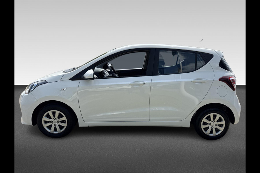 Hyundai i10 1.0i Private Lease Edition KEURIGE AUTO // LAGE KMSTAND