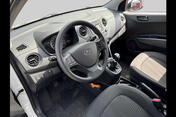 Hyundai i10 1.0i Private Lease Edition KEURIGE AUTO // LAGE KMSTAND