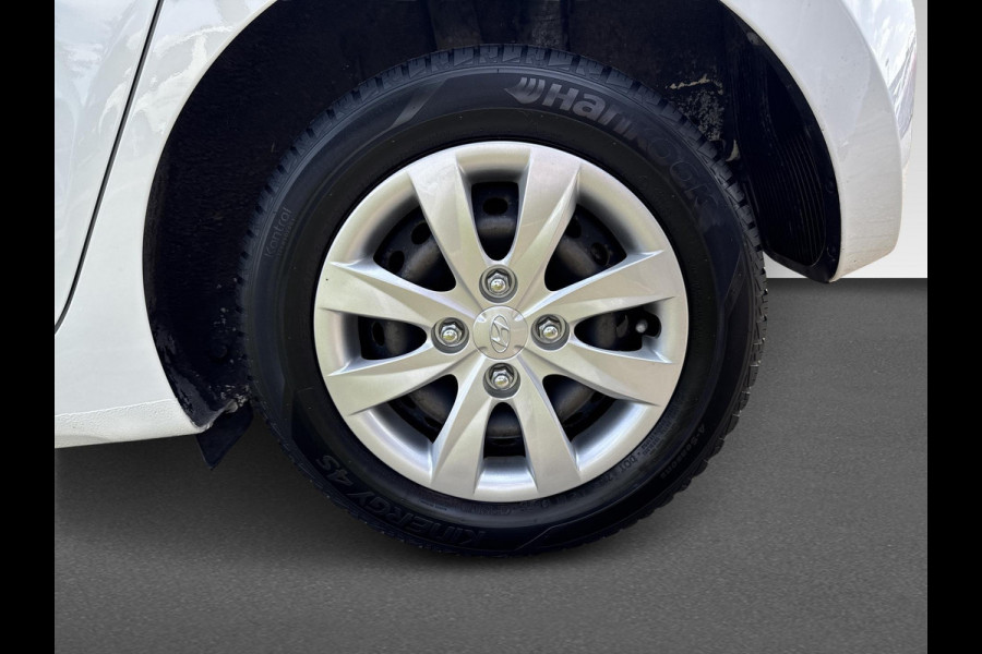 Hyundai i10 1.0i Private Lease Edition KEURIGE AUTO // LAGE KMSTAND