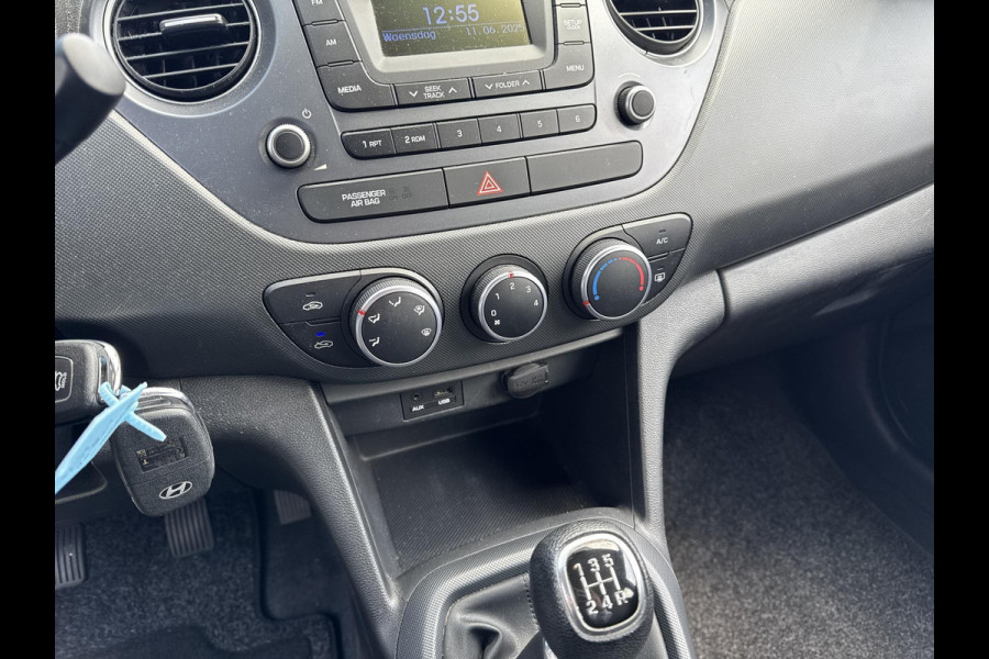 Hyundai i10 1.0i Private Lease Edition KEURIGE AUTO // LAGE KMSTAND