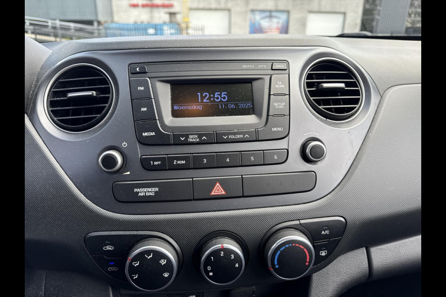Hyundai i10 1.0i Private Lease Edition KEURIGE AUTO // LAGE KMSTAND