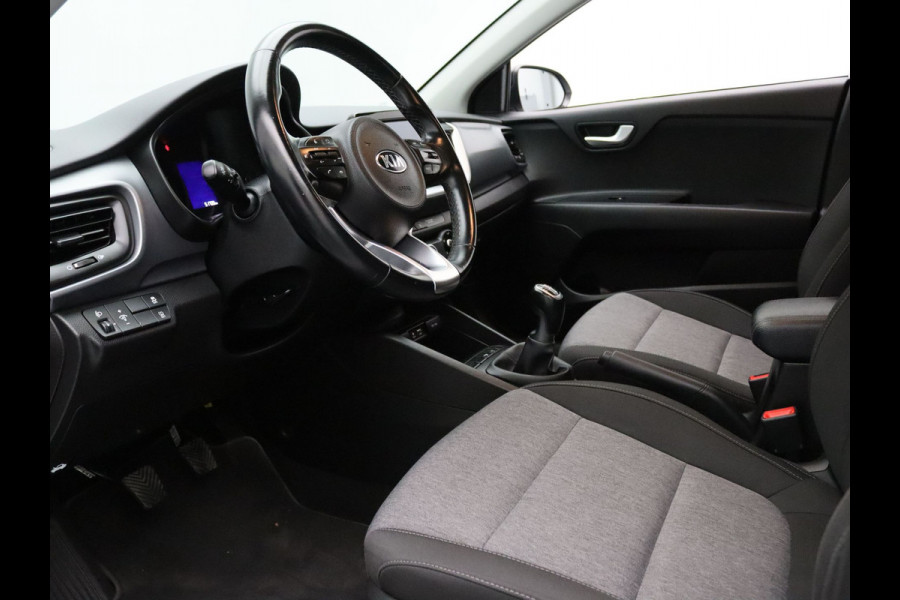 Kia Stonic 100pk T-GDi DynamicLine Camera | Climate | Cruise | Navi | Parkeersens. achter