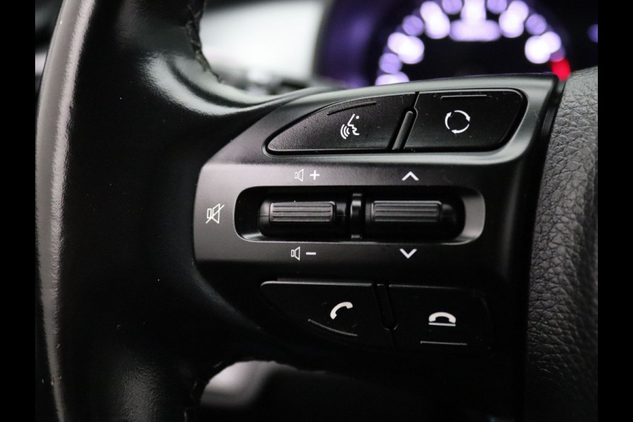 Kia Stonic 100pk T-GDi DynamicLine Camera | Climate | Cruise | Navi | Parkeersens. achter