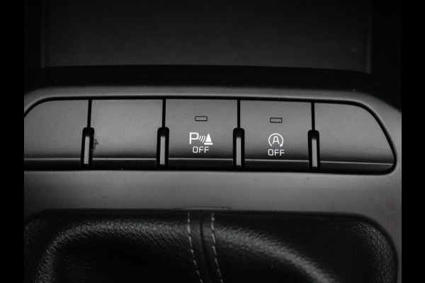 Kia Stonic 100pk T-GDi DynamicLine Camera | Climate | Cruise | Navi | Parkeersens. achter