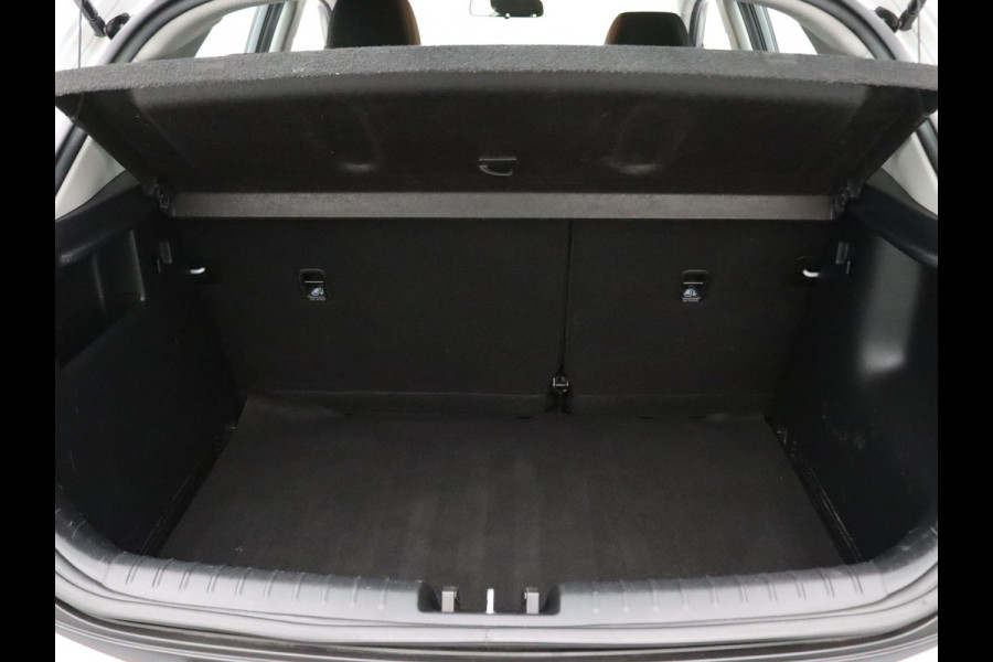 Kia Stonic 100pk T-GDi DynamicLine Camera | Climate | Cruise | Navi | Parkeersens. achter