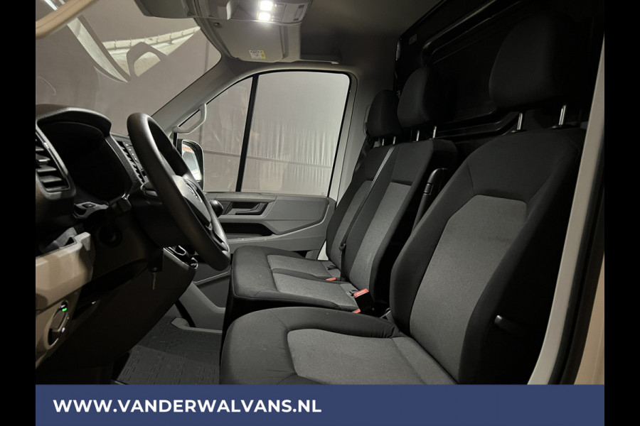 Volkswagen Crafter 2.0 TDI 141pk L3H2 L2H1 Euro6 Airco | Camera | Navigatie | Apple Carplay | Adaptieve Cruisecontrol Android Auto, Parkeersensoren, Stoelverwarming, Bijrijdersbank