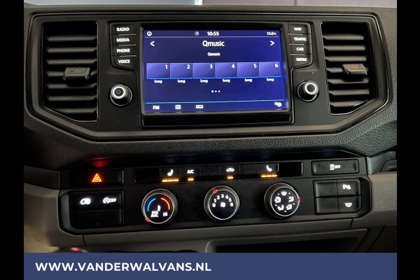Volkswagen Crafter 2.0 TDI 141pk L3H2 L2H1 Euro6 Airco | Camera | Navigatie | Apple Carplay | Adaptieve Cruisecontrol Android Auto, Parkeersensoren, Stoelverwarming, Bijrijdersbank