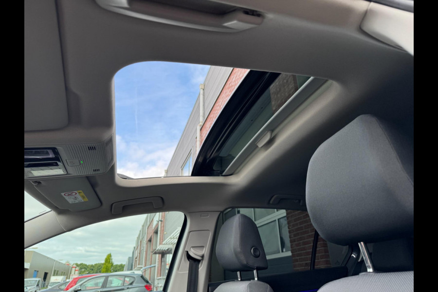 Volkswagen Golf 1.5 TSI 150PK Style IQ LED ACC Pano Carplay