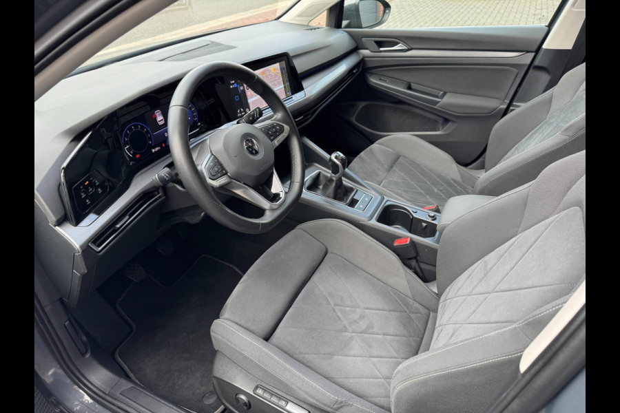 Volkswagen Golf 1.5 TSI 150PK Style IQ LED ACC Pano Carplay