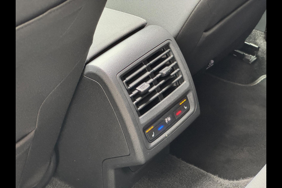 Volkswagen Golf 1.5 TSI 150PK Style IQ LED ACC Pano Carplay