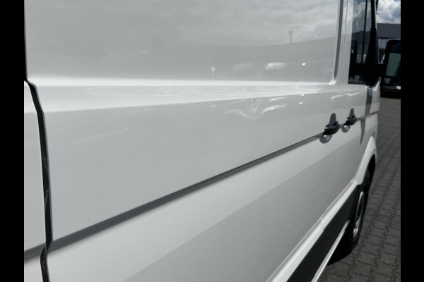 Volkswagen Crafter 35 2.0 TDI L3H3 Highline*A/C*3500KG HAAK*NAVI*CAM*