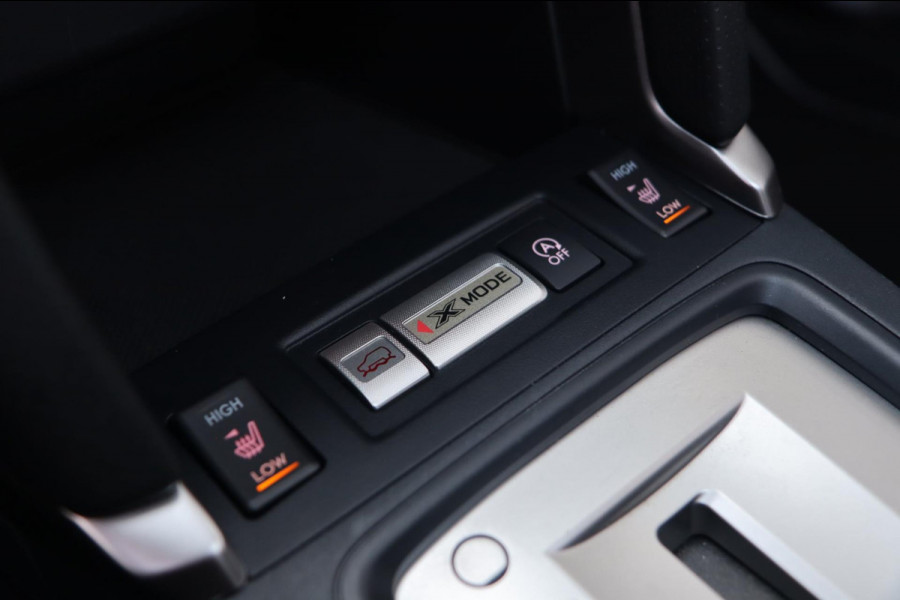 Subaru Forester 2.0 Premium / PANODAK / CAMERA / STOELVERW / TREKHAAK