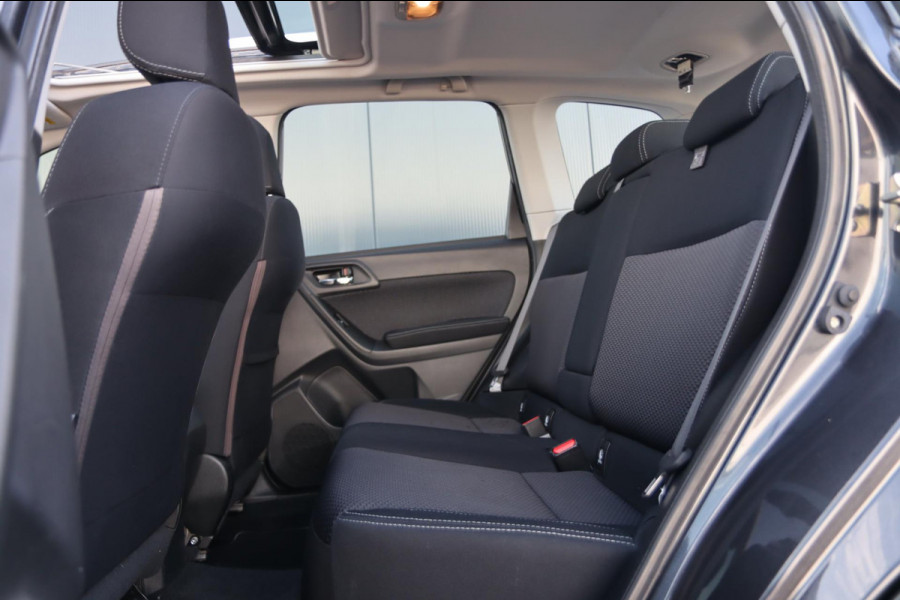 Subaru Forester 2.0 Premium / PANODAK / CAMERA / STOELVERW / TREKHAAK