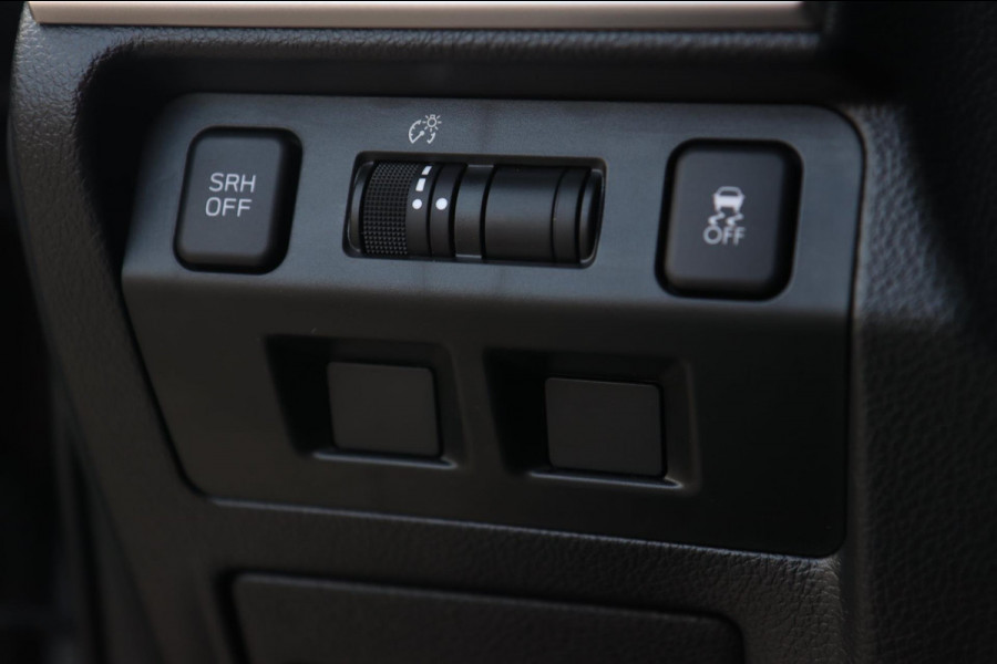 Subaru Forester 2.0 Premium / PANODAK / CAMERA / STOELVERW / TREKHAAK
