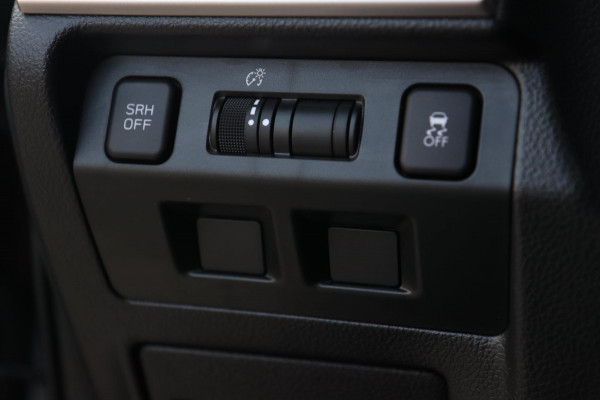 Subaru Forester 2.0 Premium / PANODAK / CAMERA / STOELVERW / TREKHAAK