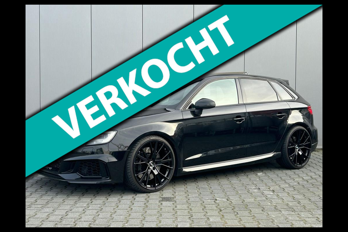 Audi RS3 2.5 TFSI Quattro / Pano / B&O / Akra / LED / Camera Audi RS3 2.5 TFSI Quattro / Pano / B&O / Akra / LED / Camera