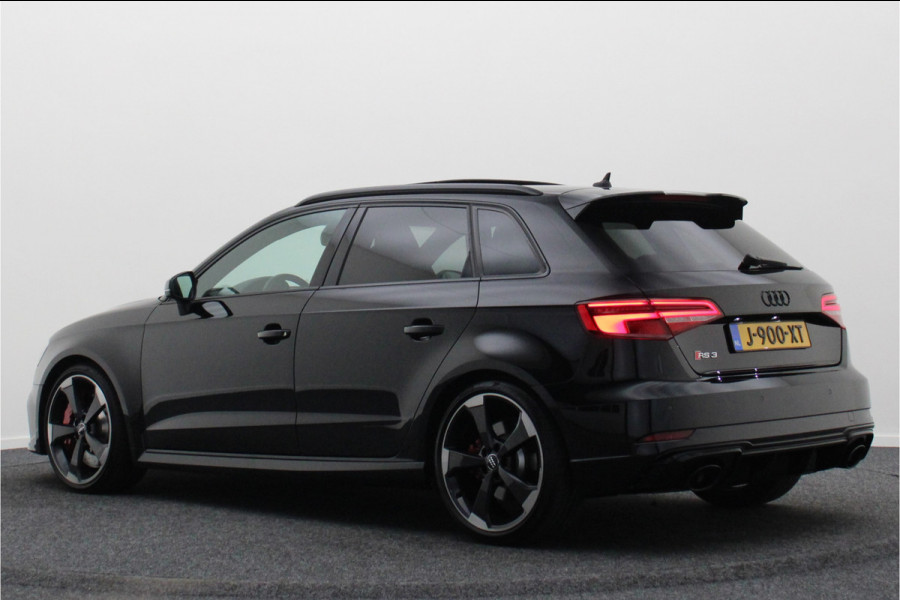 Audi RS3 Sportback 2.5 TFSI Quattro Matrix-LED, Panoramadak, B&O, ACC, RS-Zetels, Virtual Cockpit, 19''