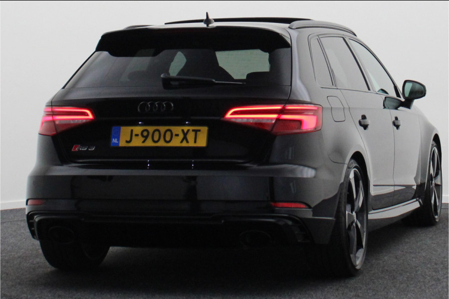 Audi RS3 Sportback 2.5 TFSI Quattro Matrix-LED, Panoramadak, B&O, ACC, RS-Zetels, Virtual Cockpit, 19''