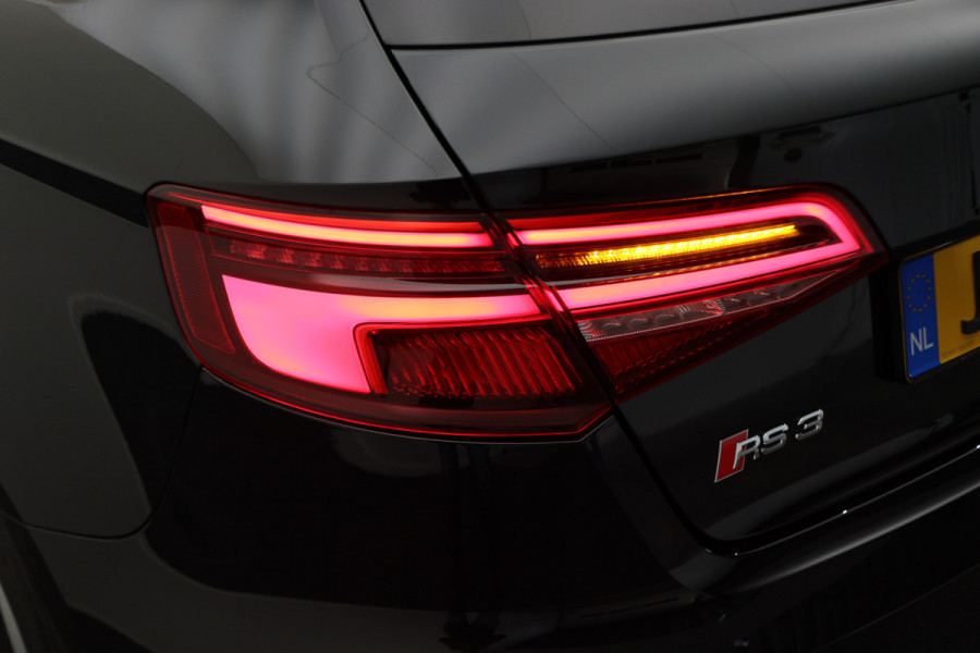 Audi RS3 Sportback 2.5 TFSI Quattro Matrix-LED, Panoramadak, B&O, ACC, RS-Zetels, Virtual Cockpit, 19''