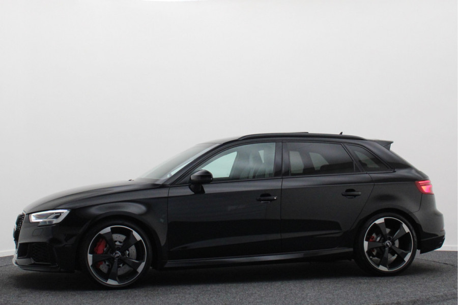 Audi RS3 Sportback 2.5 TFSI Quattro Matrix-LED, Panoramadak, B&O, ACC, RS-Zetels, Virtual Cockpit, 19''
