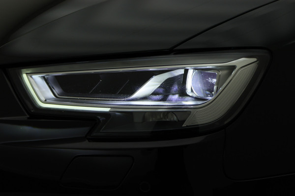 Audi RS3 Sportback 2.5 TFSI Quattro Matrix-LED, Panoramadak, B&O, ACC, RS-Zetels, Virtual Cockpit, 19''