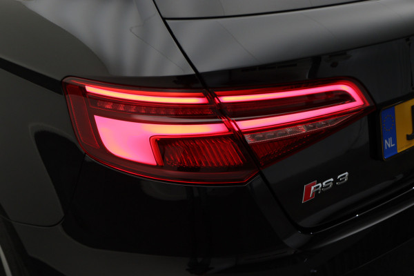 Audi RS3 Sportback 2.5 TFSI Quattro Matrix-LED, Panoramadak, B&O, ACC, RS-Zetels, Virtual Cockpit, 19''