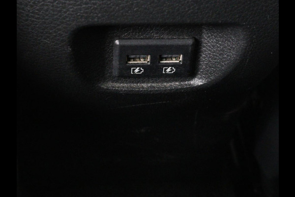 Nissan QASHQAI 1.3 DIG-T Tekna | Automaat | Panoramadak | Elektrische stoelen | Stoelverwarming | Adaptive cruise | Navigatie | 360 Camera | Full LED