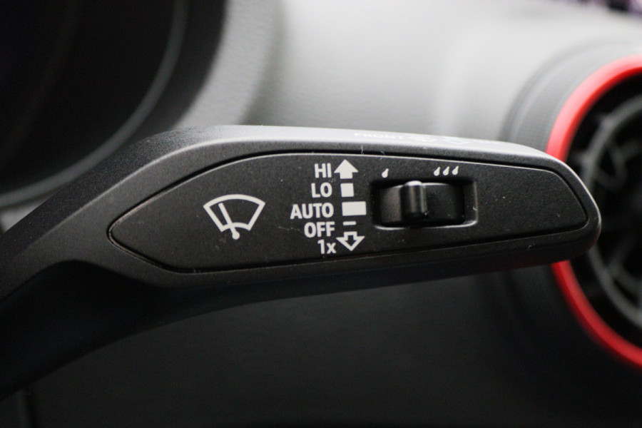 Audi RS3 Sportback 2.5 TFSI Quattro Matrix-LED, Panoramadak, B&O, ACC, RS-Zetels, Virtual Cockpit, 19''