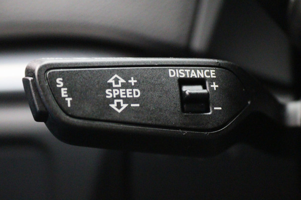 Audi RS3 Sportback 2.5 TFSI Quattro Matrix-LED, Panoramadak, B&O, ACC, RS-Zetels, Virtual Cockpit, 19''