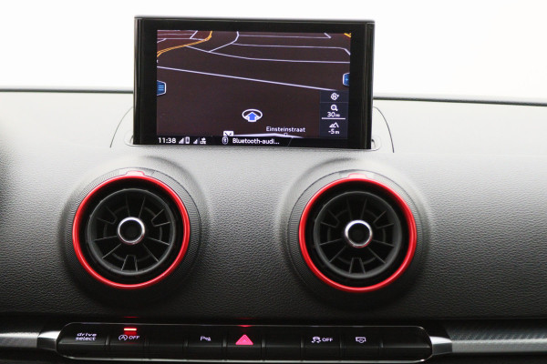 Audi RS3 Sportback 2.5 TFSI Quattro Matrix-LED, Panoramadak, B&O, ACC, RS-Zetels, Virtual Cockpit, 19''