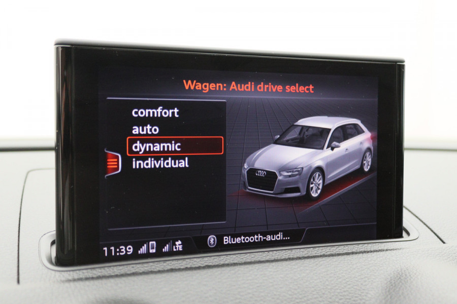 Audi RS3 Sportback 2.5 TFSI Quattro Matrix-LED, Panoramadak, B&O, ACC, RS-Zetels, Virtual Cockpit, 19''