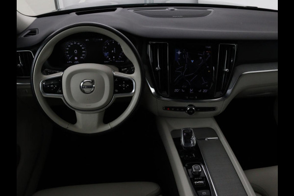 Volvo V60 2.0 B4 Inscription | Panoramadak | Trekhaak | Leder | Stoel & stuurverwarming | Head-Up | Adaptive cruise | Harman/Kardon | 360 camera | Carplay | Navigatie | Memory | Full LED | Keyless