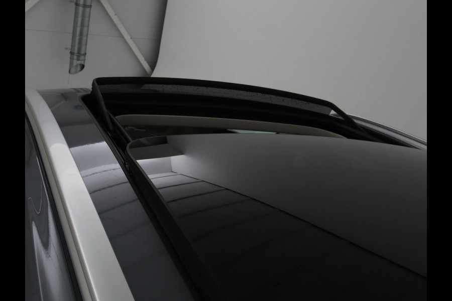 Volvo V60 2.0 B4 Inscription | Panoramadak | Trekhaak | Leder | Stoel & stuurverwarming | Head-Up | Adaptive cruise | Harman/Kardon | 360 camera | Carplay | Navigatie | Memory | Full LED | Keyless