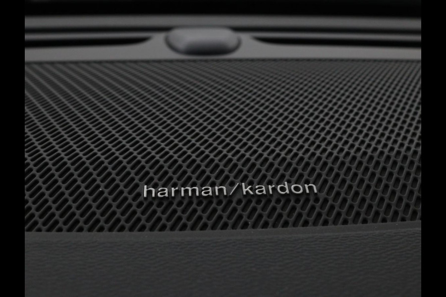 Volvo V60 2.0 B4 Inscription | Panoramadak | Trekhaak | Leder | Stoel & stuurverwarming | Head-Up | Adaptive cruise | Harman/Kardon | 360 camera | Carplay | Navigatie | Memory | Full LED | Keyless