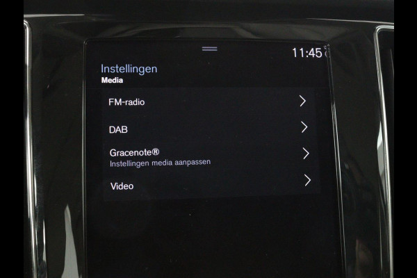 Volvo V60 2.0 B4 Inscription | Panoramadak | Trekhaak | Leder | Stoel & stuurverwarming | Head-Up | Adaptive cruise | Harman/Kardon | 360 camera | Carplay | Navigatie | Memory | Full LED | Keyless