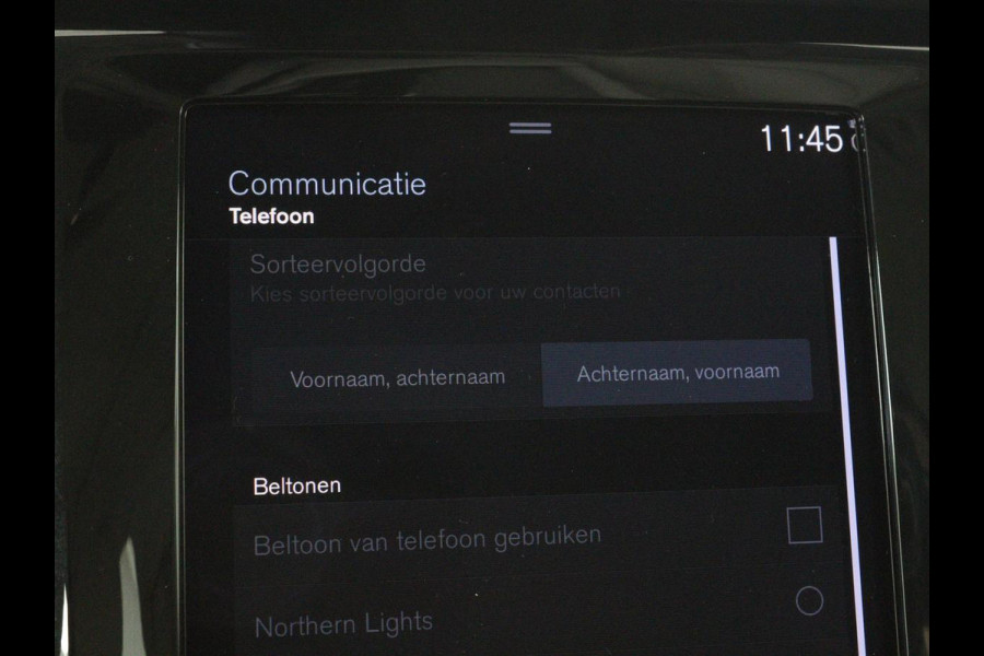 Volvo V60 2.0 B4 Inscription | Panoramadak | Trekhaak | Leder | Stoel & stuurverwarming | Head-Up | Adaptive cruise | Harman/Kardon | 360 camera | Carplay | Navigatie | Memory | Full LED | Keyless