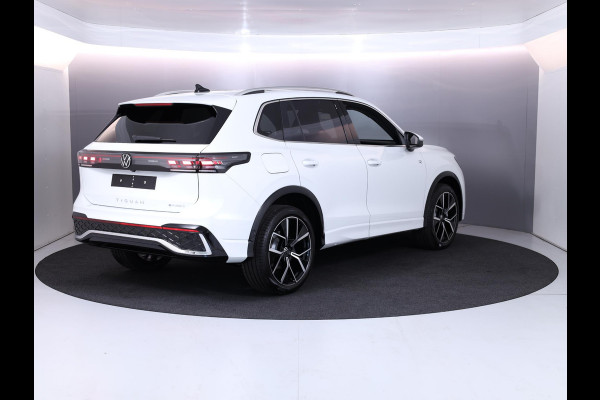 Volkswagen Tiguan R-Line-Edition 1.5 eHybrid 150 kW / 204 pk SUV 6 v