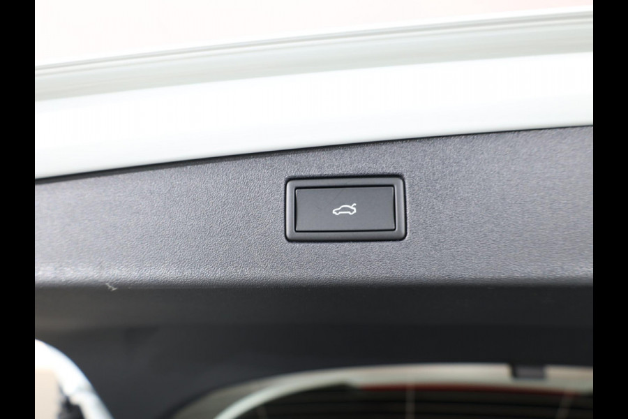 Volkswagen Tiguan R-Line-Edition 1.5 eHybrid 150 kW / 204 pk SUV 6 v