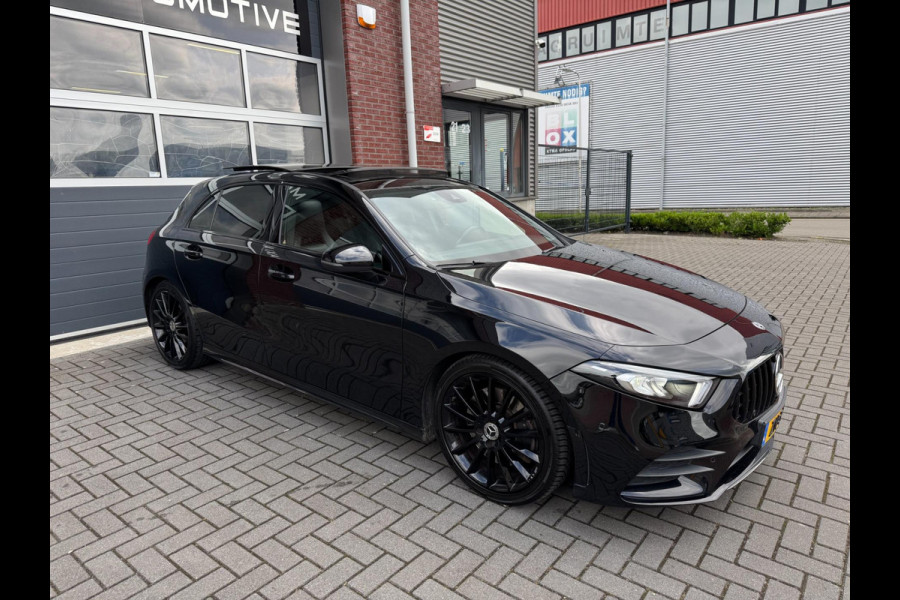 Mercedes-Benz A-Klasse A250 AUT AMG LED Pano Widescreen Navi