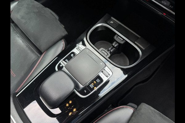 Mercedes-Benz A-Klasse A250 AUT AMG LED Pano Widescreen Navi