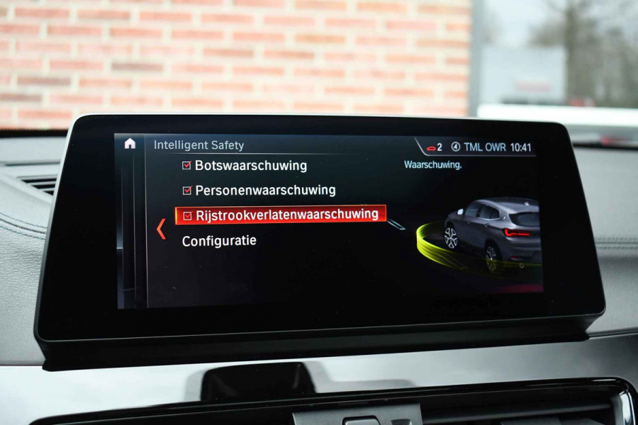 BMW X2 xDrive25e M-Sport Pano H/K HUD El-zetels Carplay Camera