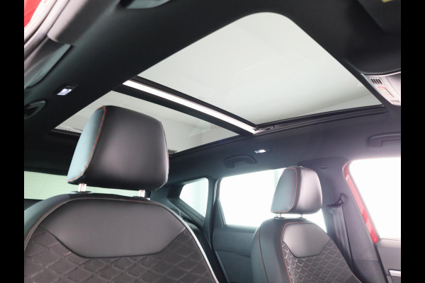 Seat Ateca 1.5 TSI 150 pk FR Business Intense DSG | Panoramadak | 19 inch | Beats Audio | Navigatie |  Parkeersensoren incl Park-assist | Stoelverwarming