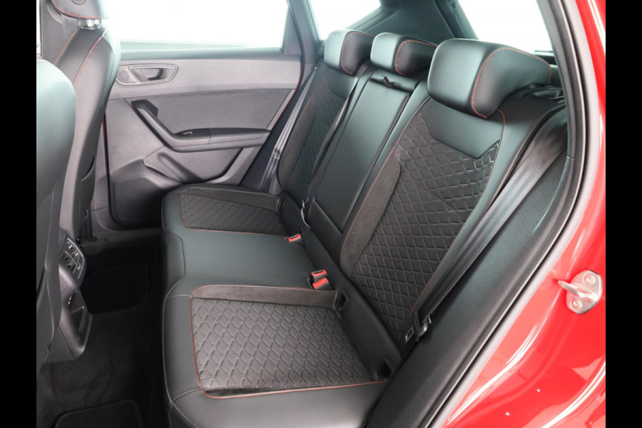 Seat Ateca 1.5 TSI 150 pk FR Business Intense DSG | Panoramadak | 19 inch | Beats Audio | Navigatie |  Parkeersensoren incl Park-assist | Stoelverwarming
