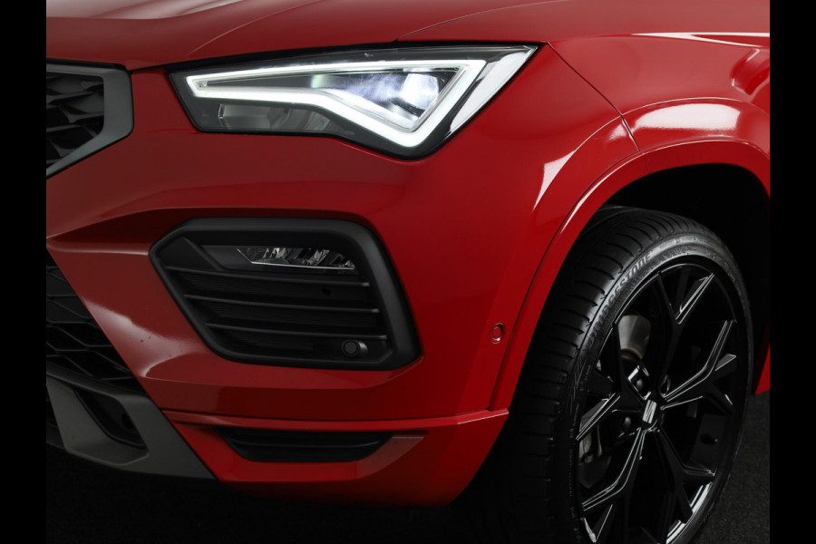 Seat Ateca 1.5 TSI 150 pk FR Business Intense DSG | Panoramadak | 19 inch | Beats Audio | Navigatie |  Parkeersensoren incl Park-assist | Stoelverwarming